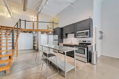 215 N Walton Street #10, Dallas, TX 75226 - Photo 1