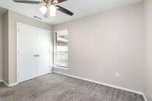 5905 Sterling Green Trail, Arlington, TX 76017 - Photo 11