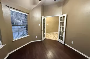 816 Lake Grove Dr, Little Elm, TX 75068 - Photo 3