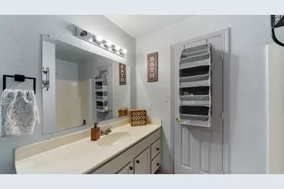 112 W Cedar Street, Lone Oak, TX 75453 - Photo 17