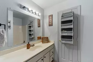 112 W Cedar St, Lone Oak, TX 75453 - Photo 17