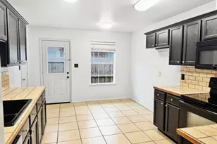 112 W Cedar St, Lone Oak, TX 75453 - Photo 11