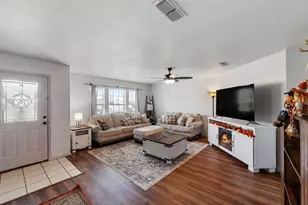 112 W Cedar St, Lone Oak, TX 75453 - Photo 5