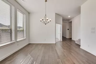 7001 Spring Park Dr, Little Elm, TX 76227 - Photo 9