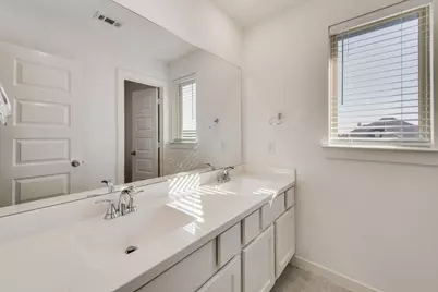 7001 Spring Park Dr, Little Elm, TX 76227 - Photo 33