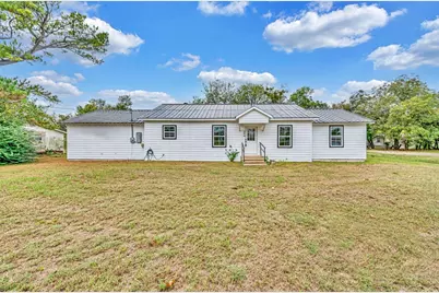 200 S Narcissus Street, Kosse, TX 75838 - Photo 1