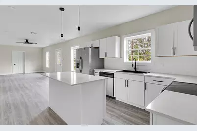 200 S Narcissus Street, Kosse, TX 75838 - Photo 7