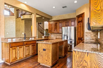 4205 Lansbury Drive, Highland Village, TX 75077 - Photo 15