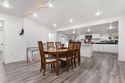 10735 Hilltop Circle, Quinlan, TX 75474 - Photo 11