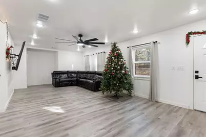 10735 Hilltop Circle, Quinlan, TX 75474 - Photo 5