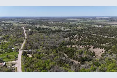 390 Bishop Street, Commerce, TX 75428 - Photo 3