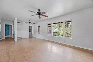 1801 Yale St, River Oaks, TX 76114 - Photo 9