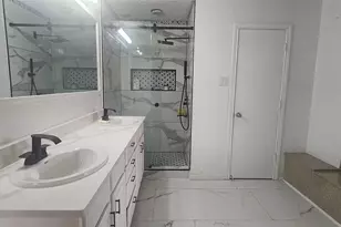 3102 Aspen Dr, Carrollton, TX 75007 - Photo 17