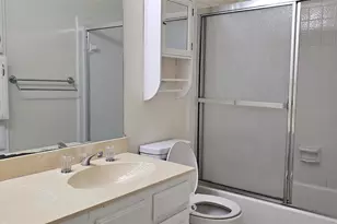 3102 Aspen Dr, Carrollton, TX 75007 - Photo 11