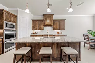 104 Hoyt Dr, Woodway, TX 76712 - Photo 9