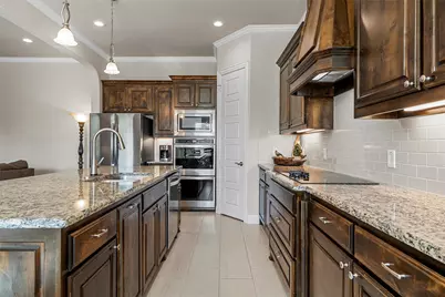 104 Hoyt Drive, Woodway, TX 76712 - Photo 11