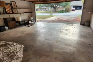 2821 Mccarley Dr, Commerce, TX 75428 - Photo 31