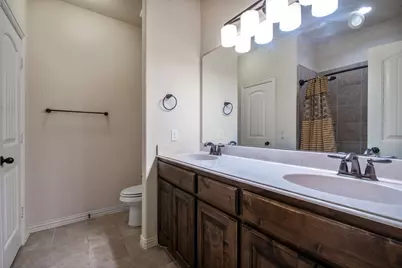 556 Bretts Way, Burleson, TX 76028 - Photo 21