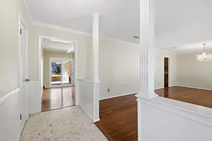 503 Summit Ridge Dr, Euless, TX 76039 - Photo 5