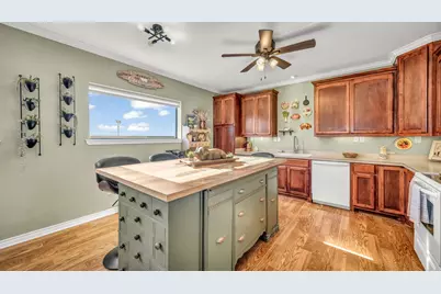 9699 Fm 2481, Bluff Dale, TX 76433 - Photo 33