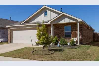 1112 Lady Bird Street, Ennis, TX 75119 - Photo 3