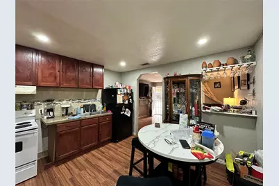 1307 Neptune Road, Dallas, TX 75216 - Photo 7