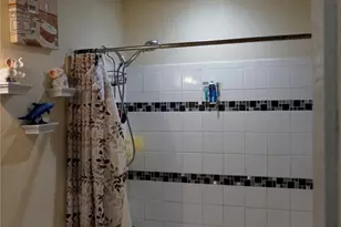 1307 Neptune Rd, Dallas, TX 75216 - Photo 9