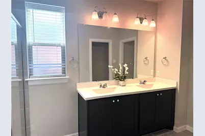 5437 W Wedge Wood Drive, Haltom City, TX 76137 - Photo 17