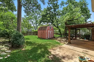 1204 Edgecliff Dr, Bedford, TX 76022 - Photo 35