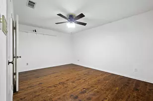 1204 Edgecliff Dr, Bedford, TX 76022 - Photo 25