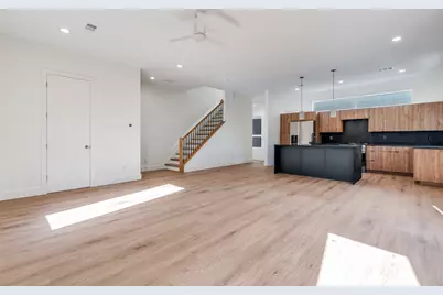 2206 Arroyo Avenue #105, Dallas, TX 75219 - Photo 7