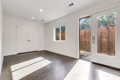 2206 Arroyo Avenue #105, Dallas, TX 75219 - Photo 11