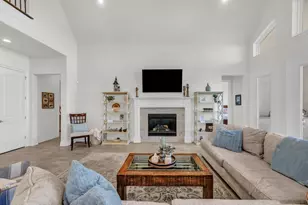 1709 Roundtree Cir E, Fort Worth, TX 76008 - Photo 5