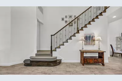 1709 Roundtree Circle E, Fort Worth, TX 76008 - Photo 3