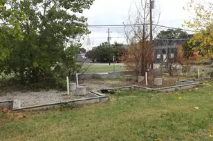 1117 Powhattan St, Dallas, TX 75215 - Photo 1