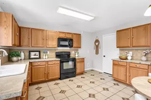 2300 Bradford Pear Dr, Little Elm, TX 75068 - Photo 9