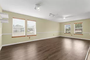 2300 Bradford Pear Dr, Little Elm, TX 75068 - Photo 5