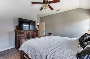 508 W Copenhavr St, Pilot Point, TX 76258 - Photo 15