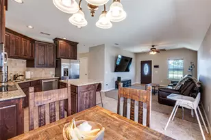 508 W Copenhavr St, Pilot Point, TX 76258 - Photo 11