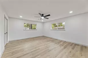 810 Sharpshire St, Grand Prairie, TX 75050 - Photo 29