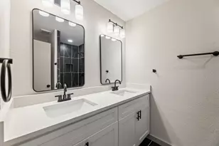 810 Sharpshire St, Grand Prairie, TX 75050 - Photo 23