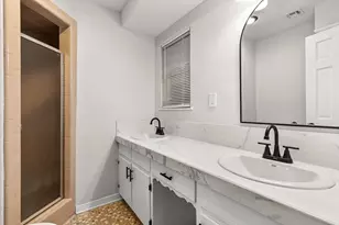 401 Carver St, Waco, TX 76704 - Photo 25