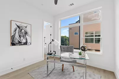 727 W 10th Street #101, Dallas, TX 75208 - Photo 23