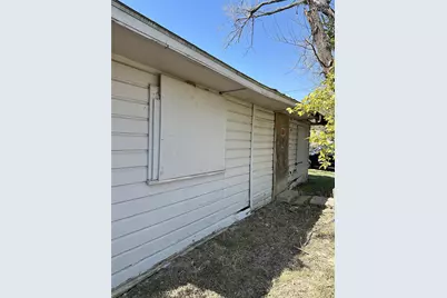 2435 Iroquois Street, Dallas, TX 75212 - Photo 5