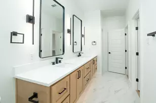 5851 Millar Dr, Dallas, TX 75236 - Photo 23