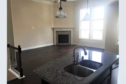 559 Waterloo Drive, Lewisville, TX 75067 - Photo 7