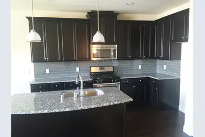 559 Waterloo Drive, Lewisville, TX 75067 - Photo 9