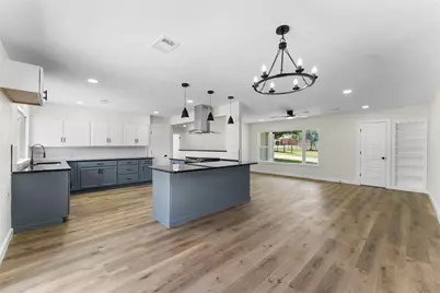 720 Burleson Street, Grand Prairie, TX 75050 - Photo 9