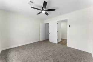 720 Burleson St, Grand Prairie, TX 75050 - Photo 25