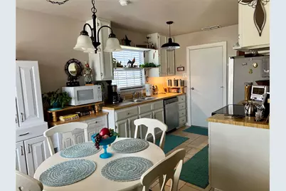 232 Hillcrest Drive, Nocona, TX 76255 - Photo 3